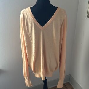 Wilson Staff V-neck‎ long sleeves soft pullover sweater sz Large